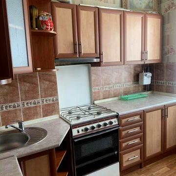 Сдам 2 ком квартиру!