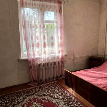 Посадочна вул., 22