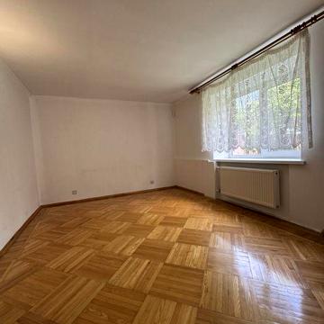 Оренда житлового будинку в районі Казбет, 163 кв.м, 5 соток землі