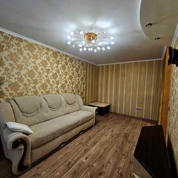 № 13553 - 3 к. квартира, Центр, К.Острозьких, 5/5 пов., цегла