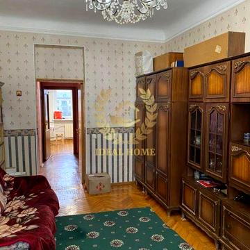 Продаю 2-К, Чоколівка, вул. Адама Міцкевича.