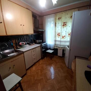Верховної Ради бульв., 12-А