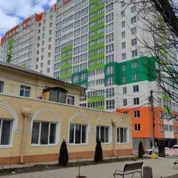 Бугаївська вул., 44