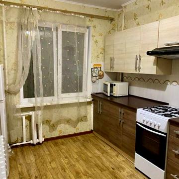 Сдам 2 ком квартиру ул.Запорожская , Малый рынок