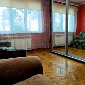 Євгена Танцюри вул., 17