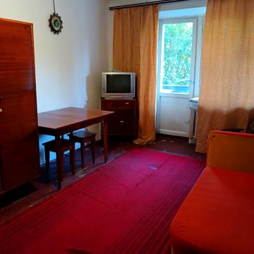 Князів Острозьких, 79