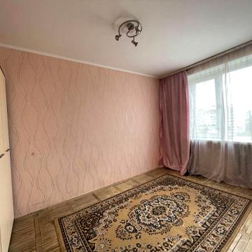 Оренда 1 кімнатна квартира  вул.Тичини (кут вул.Лінкольна)