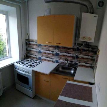 Довготривала оренда 2к квартири на вул. Академіка Сахарова Андрія 60
