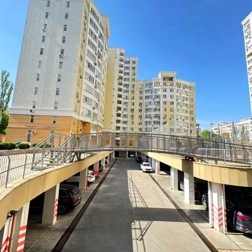 Незалежності вул., 11/1