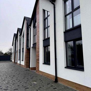 Таунхаус в Бучі біля Бучанського парку з центральними комунікаціями!