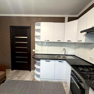 Оренда однокімнатноі квартири. Автопарк.