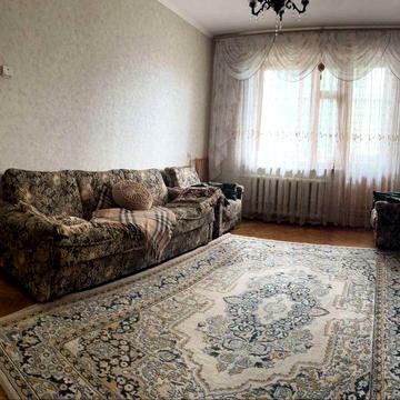 Продам 2 к квартиру Харківська 3