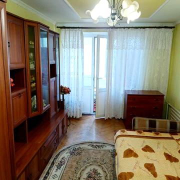 Сдам 2-ком квартиру пгт. Гостомель ул. Рекунова ЦЕНТР оплата за 1 мес.
