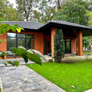 Будинок біля Бучанського міського парку! Стильний та сучасний котедж!