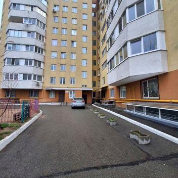 Продам  3 кімнатну квартиру вул. Левицкого