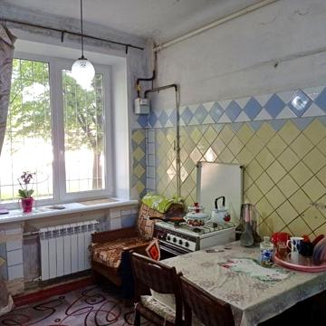 Універсальна вул., 9