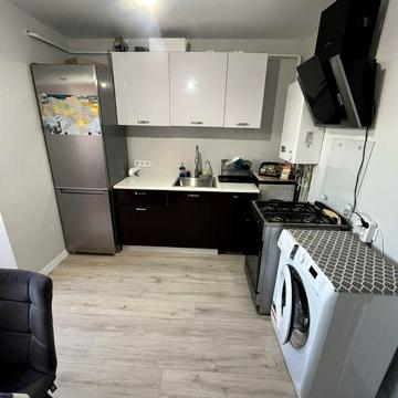 БЕЗ КОМІСІЇ.  .Продаж 1ком.,З Гарним ремонтом.В Новобудові.
