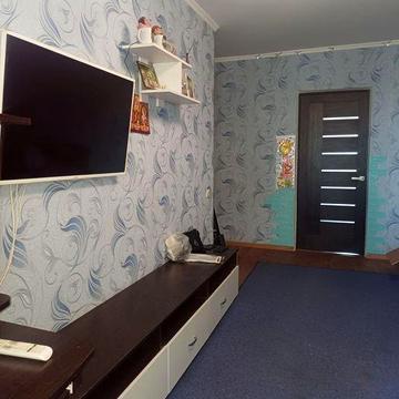 Продам 3х комн квартира у.В Великого Радиевского ост Космонавтов Сакс!