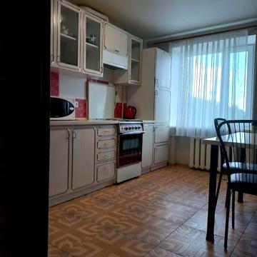 Довгострокова оренда 1к Квартира Андрія Первозванного (Стахурського) вулиця
