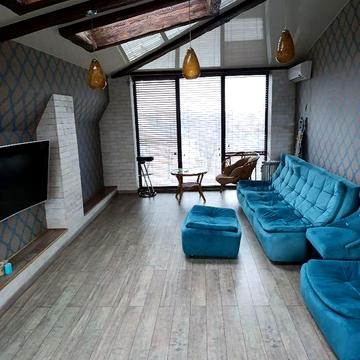 Продам 3 ком. квартиру 110 м2 на Героев Харькова Na