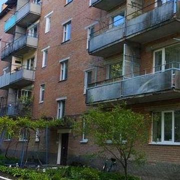 Продам 4-х кімнатну квартиру