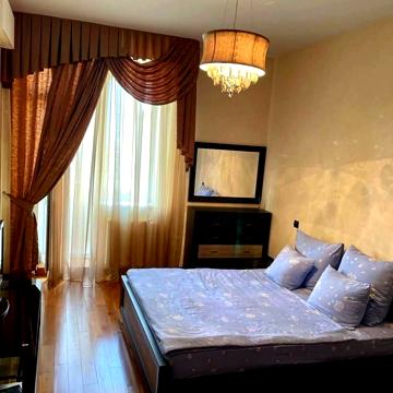 Лесі Українки бульв., 7-Б
