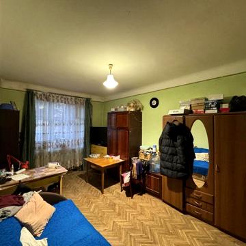 Продаж 3 к квартири біля парку