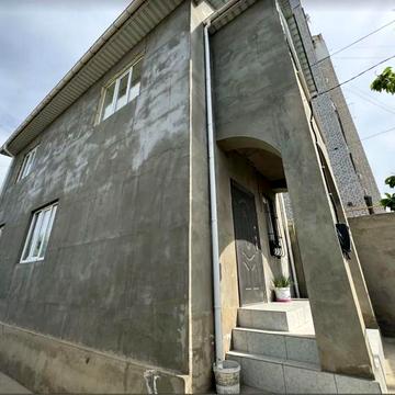 Продаж двоповерхового будинку в Центрі!