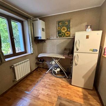 Довгострокова оренда 3к Квартира Купчинського Романа вулиця