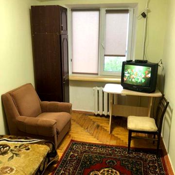 Довгострокова оренда трикімнатної квартири в центрі міста від власника