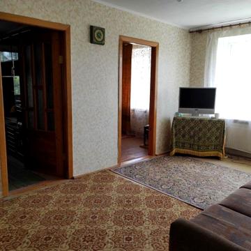 Продам 4-кімн. квартиру в смт Есхар