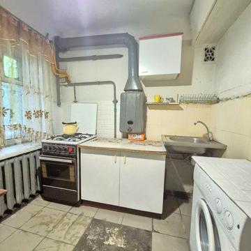 Продам 1-к квартиру на Щербаківського!метро Нивки 5хв пішки!