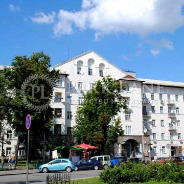 2-к Георгіївський пр, 2 Шевченківський р, ст.м Золоті Ворота, Сталінка