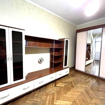 Борщагівська 189,Шулявка, 3-кімн.квартира з ремонтом, Сталінка