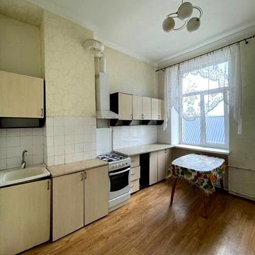 Продаж 3к Квартира Соборна площа