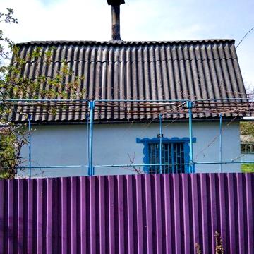 Продається дача і земельна ділянка