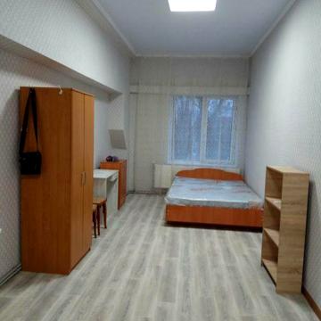 Сдам 1 комнатную квартиру возле метро Защитников Украины