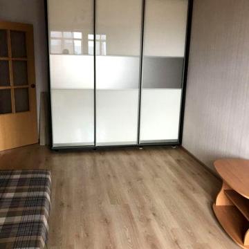 Сдам однокомнатную квартиру метро 23 августа