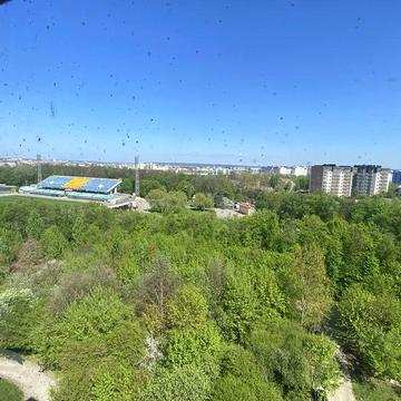 Продажа зданої Видової Квартири 650$кв.м трьох кімнатна парк Шевченка
