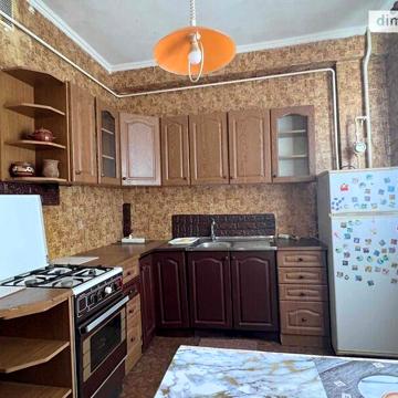 Довгострокова оренда 2к Квартира Грушевського провулок