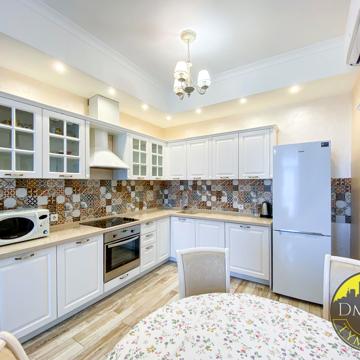 Джона Маккейна вул. (Івана Кудрі), 7