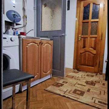 Підрічна вул., 5