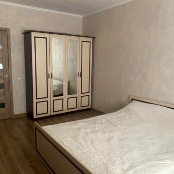 Олени Пчілки вул., 4