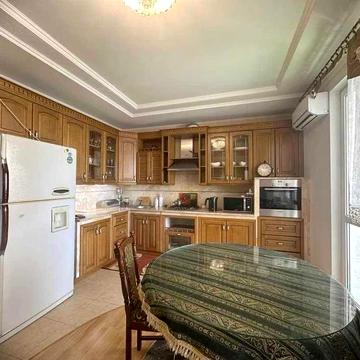 Оренда 2-кімнатної квартири з терасою, вул. Головацького, 23Г