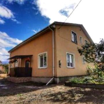Продаж будинку в с.Глеваха Фастівського району.