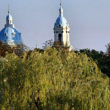 Продаж квартири з чудовим краєвидом на Троїцькій собор!