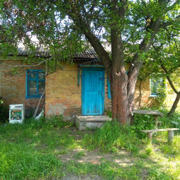 Продається недорогий будинок-квартира смт.Вороніж