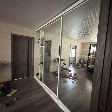 Продам 3-х ком квартиру