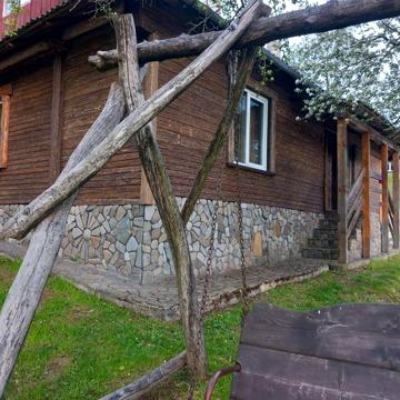 Здається окремий будинок