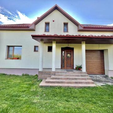 Продаж сучасного будинку в передмісті Львову с.Суховоля